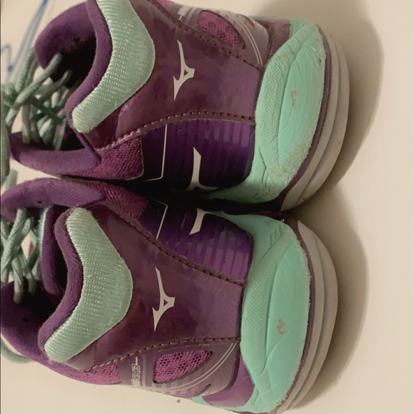 Mizuno Volleyball/Court shoes💜 - Picture 5 of 9